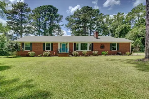5217 Sweetbriar Cir, Portsmouth, VA 23703
