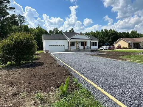 15300 Courthouse Hwy, Smithfield, VA 23430