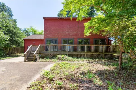 2208 Indian Hill Rd, Virginia Beach, VA 23455