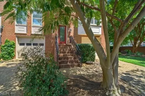 2 Miles Cary Mews, Hampton, VA 23669