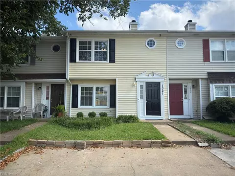 1321 Bridle Creek Blvd, Virginia Beach, VA 23464