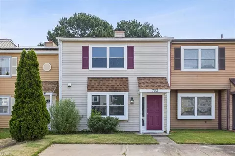 752 Spence Cir, Virginia Beach, VA 23462