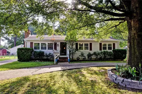 430 Lucas Creek Rd, Newport News, VA 23602