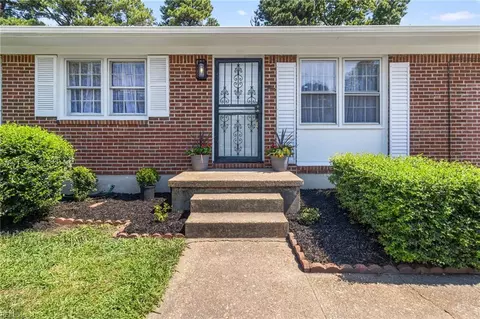 1104 Horne Ave, Portsmouth, VA 23701