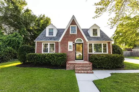1219 Hawthorne Dr, Chesapeake, VA 23325