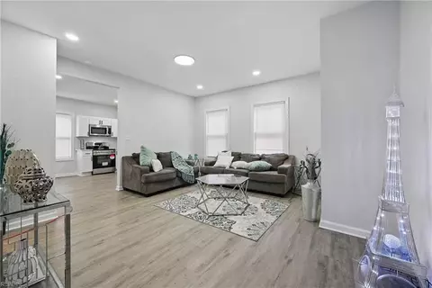 1006 Vermont Ave, Portsmouth, VA 23707
