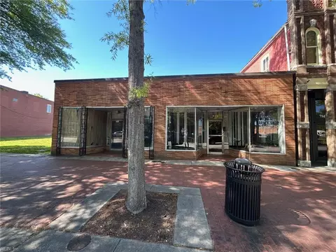 720 High St, Portsmouth, VA 23704