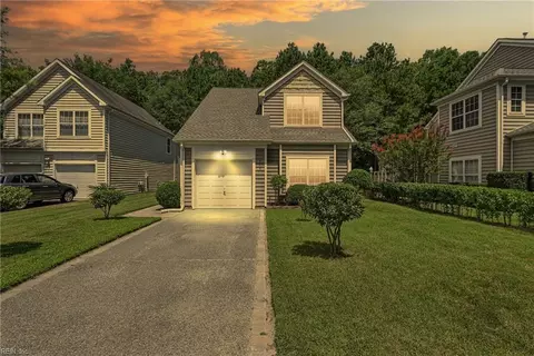 610 Holmes Blvd, Yorktown, VA 23692