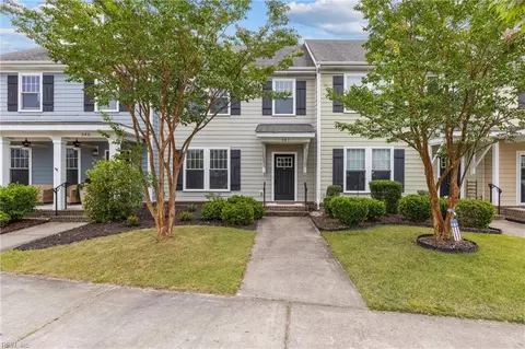 547 Mill Creek Pw Pkwy, Chesapeake, VA 23323