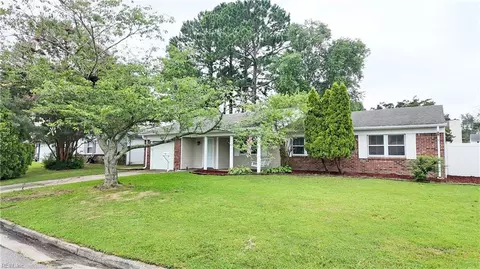 3549 Petunia Cres, Virginia Beach, VA 23453