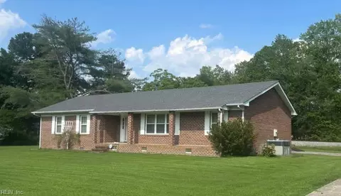 4530 Shoulders Hill Rd, Suffolk, VA 23435
