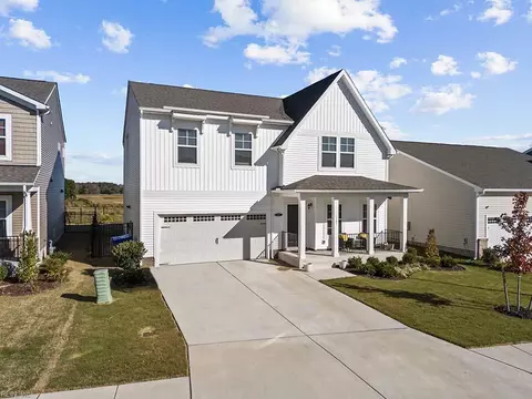 187 Peck Ln, Suffolk, VA 23434