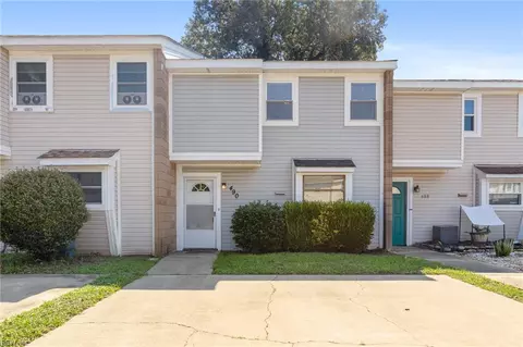490 Hill Meadow Dr, Virginia Beach, VA 23454