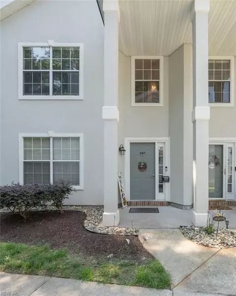 547 Seahorse Rn Run, Chesapeake, VA 23320 photo Movoto