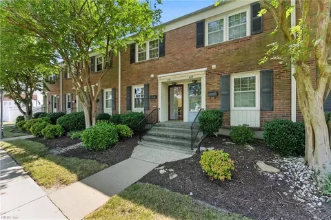 407 Bridge St #1E, Hampton, VA 23669