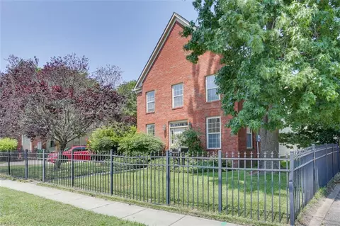 200 Maple Ave #H, Norfolk, VA 23503