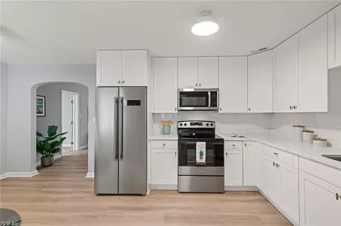 8016 W Glen Rd, Norfolk, VA 23505