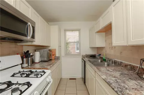 Kitchen - 117 Barksdale Rd, Hampton, VA 23669 photo 1 of 3