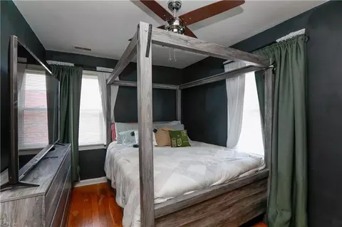 Bedroom - 117 Barksdale Rd, Hampton, VA 23669 photo 5 of 6