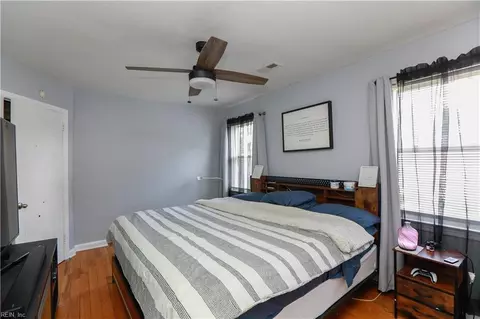 Bedroom - 117 Barksdale Rd, Hampton, VA 23669 photo 3 of 6
