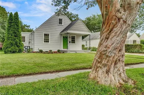 7524 Virginian Dr, Norfolk, VA 23505
