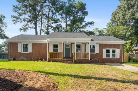 4916 Orleans Dr, Portsmouth, VA 23703