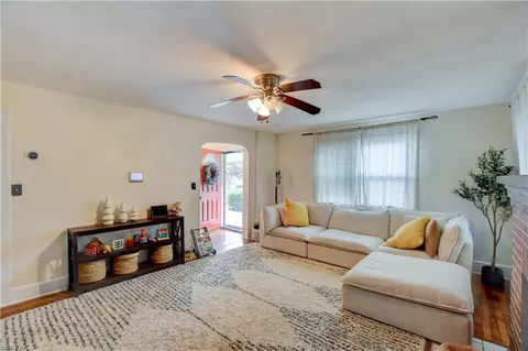 151 Lenox Ave, Norfolk, VA 23503