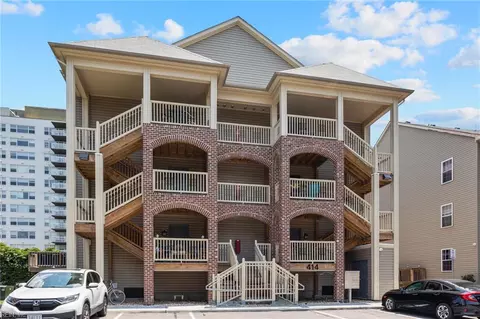 414 Delaware Ave #223, Norfolk, VA 23508