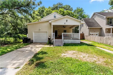 1812 Maple Ave, Portsmouth, VA 23704