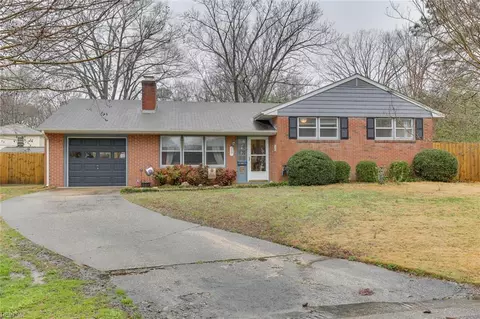 29 Fauquier Pl, Newport News, VA 23608