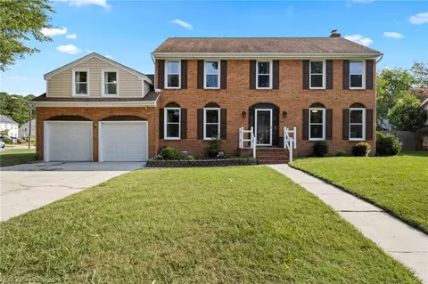 4956 Rosecroft St, Virginia Beach, VA 23464