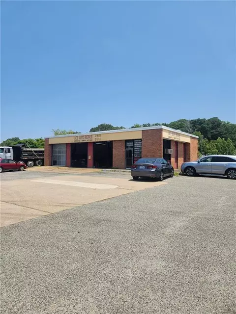 5858 Jefferson Ave, Newport News, VA 23605