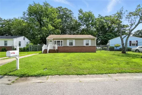 121 Wilson St, Portsmouth, VA 23701