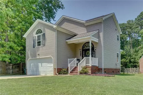 319 Little Florida Rd, Poquoson, VA 23662