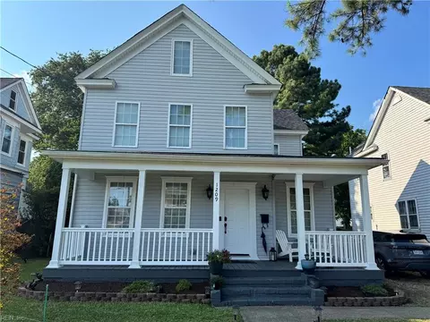 1209 Holly Ave, Chesapeake, VA 23324
