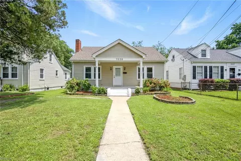 1520 Beekman St, Norfolk, VA 23502