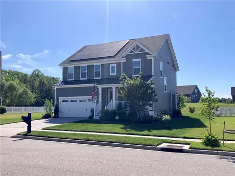 736 Arbuckle St, Chesapeake, VA 23323