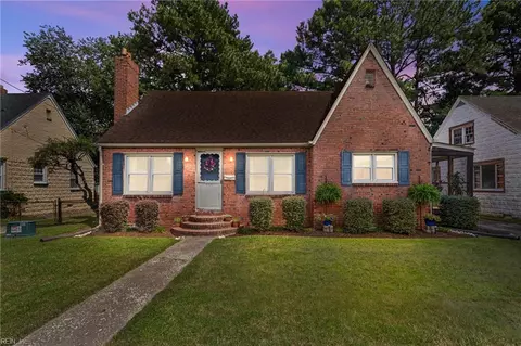 1721 Chesapeake Dr, Chesapeake, VA 23324
