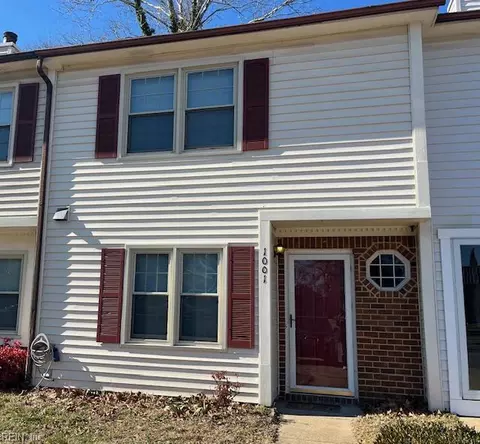 1001 Commonwealth Pl, Virginia Beach, VA 23464