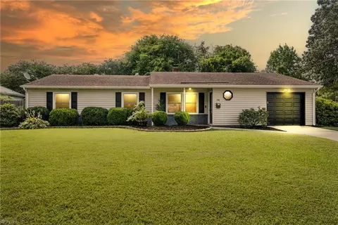 198 Coventry Rd, Virginia Beach, VA 23462
