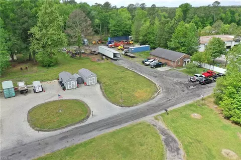 9584 Bear Trap Cir, Windsor, VA 23487