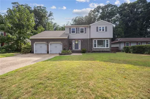 943 Lacon Dr, Newport News, VA 23608
