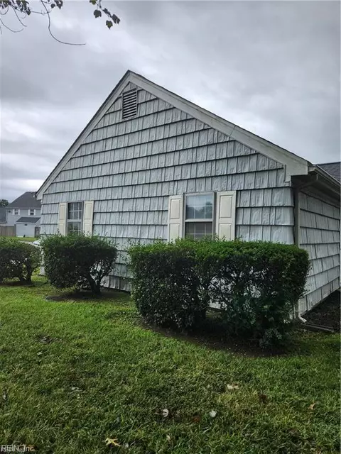 1401 Wendfield Dr #101, Virginia Beach, VA 23453