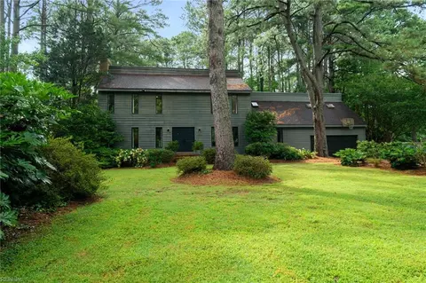 1305 Watersedge Dr, Virginia Beach, VA 23452