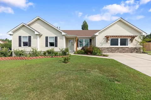 201 Waterbury Cv, Suffolk, VA 23434