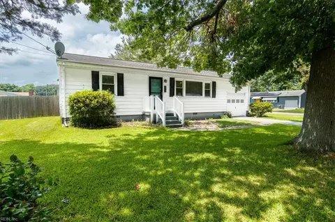 812 Custis Ave, Chesapeake, VA 23323