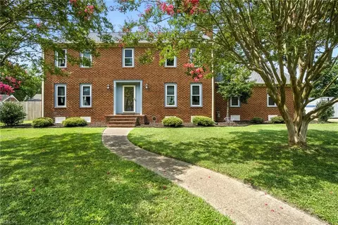3308 Michelle Ct, Chesapeake, VA 23321