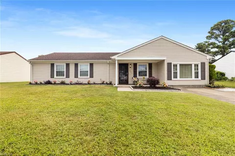 1005 Sean Dr, Chesapeake, VA 23323