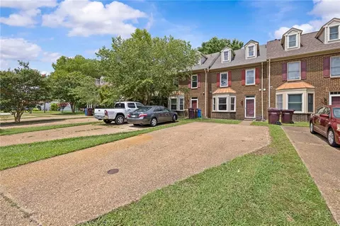 1111 Killington Arch Arch, Chesapeake, VA 23320