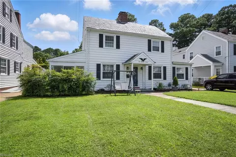 207 Oak Grove Rd, Norfolk, VA 23505